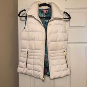 Lilly Pulitzer white puffer zip up vest